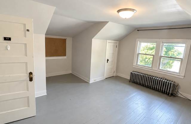 1928 East 5th Street Gallery 4