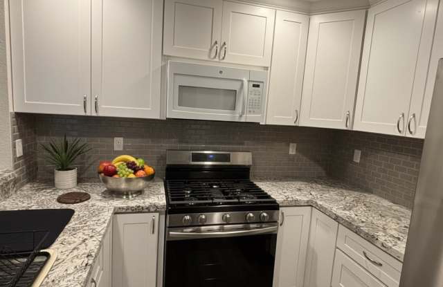 25713 Sycamore Pointe - 25713 Sycamore Pointe, Lake Forest, CA 92630