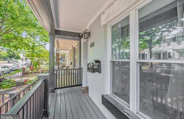 608 IRVING ST NW #1 Gallery 2