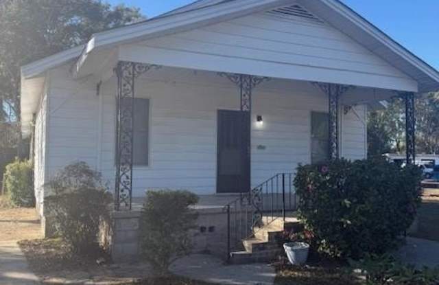 109 Abrams Street photos photos