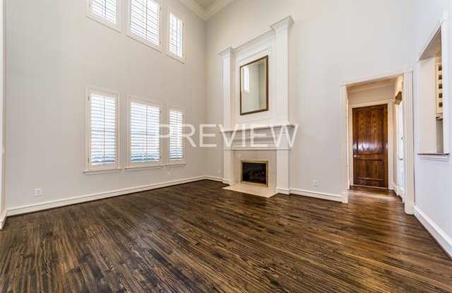 5704 Arrow Point Drive Gallery 3