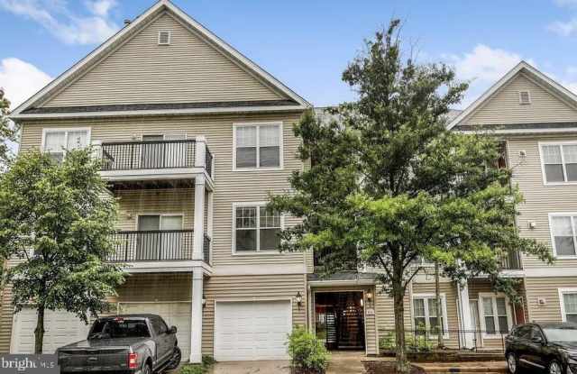5126 BRITTNEY ELYSE CIRCLE - 5126 Brittney Elyse Circle, Centreville, VA 20120