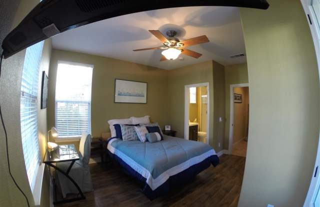 6333 Greenhaven Dr Gallery 2