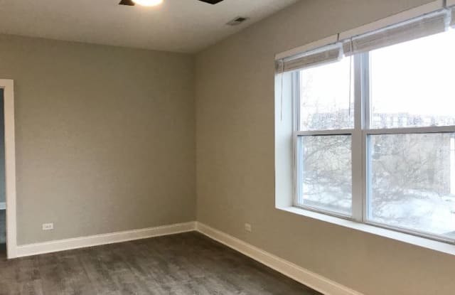 3110 N Milwaukee Ave 1B - 3110 North Milwaukee Avenue, Chicago, IL 60618