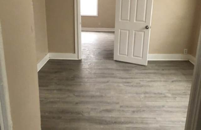 5335 North 37th Street - Upper photos photos 5335 North 37th Street - Upper photos photos