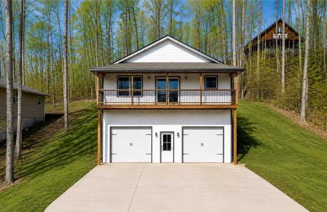 418 Kenwood Drive Gallery 1