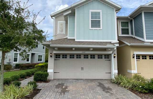3/2.5 Town Home in Sawgrass Landing In Orlando - Priced To Rent! - 2547 Sedge Grass Way, Orange County, FL 32877