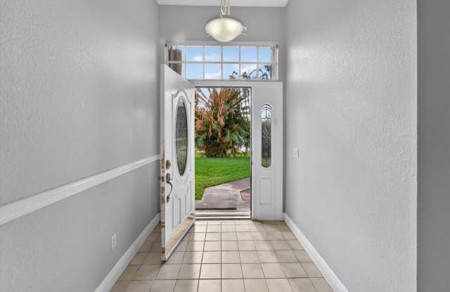 6956 NW Jorgensen Road Gallery 4