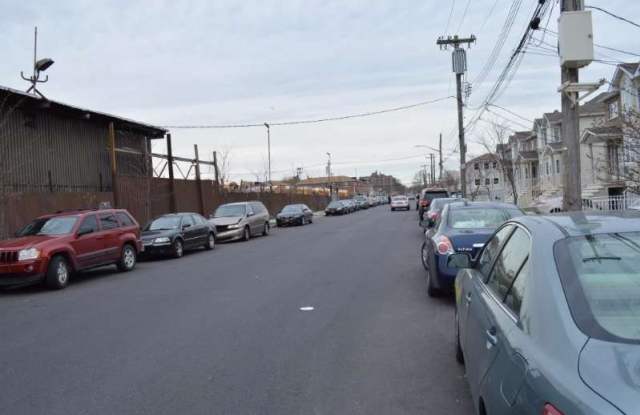 392 MONTAUK AVENUE photos photos