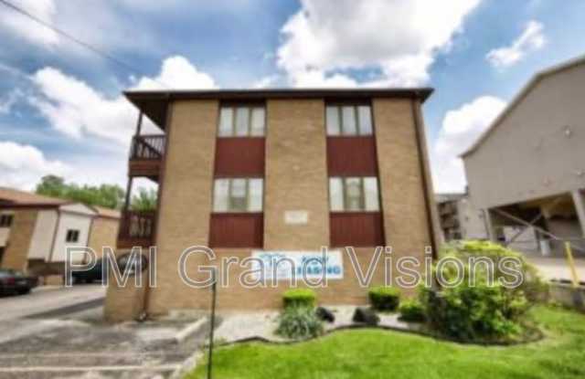 955 4th St. photos photos