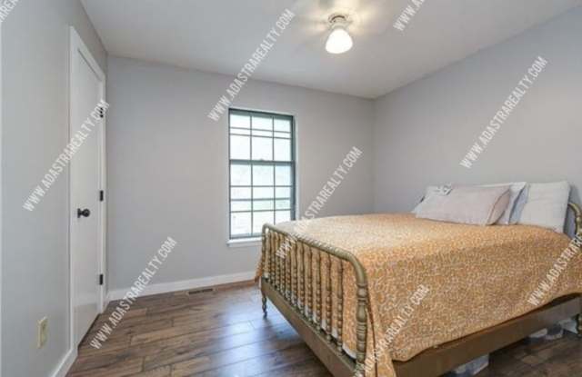 Gorgeous Blue Springs Home-Available in SEPTEMBER!! photos photos
