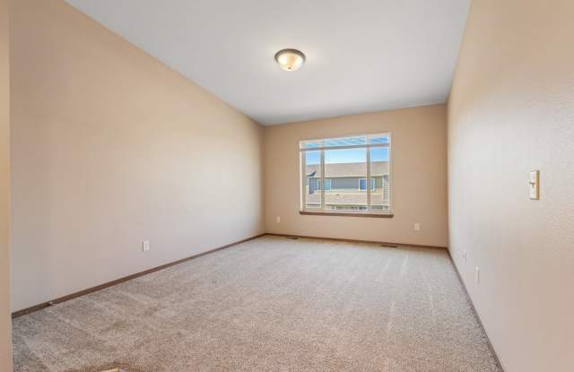 Whispering Woods Commons Gallery 3