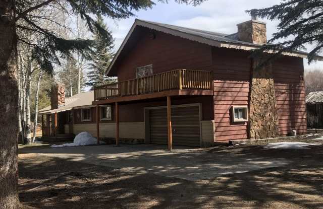 99 Riverside Road - 99 Riverside Road, Sublette County, WY 82941