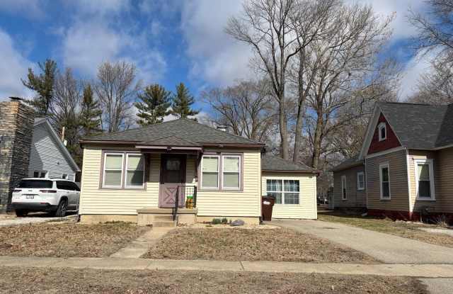 811 MONROE Street photos photos