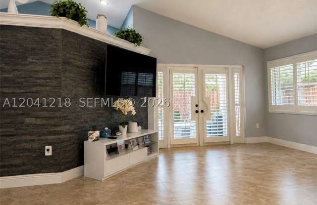 12224 NW 30th Mnr Gallery 3