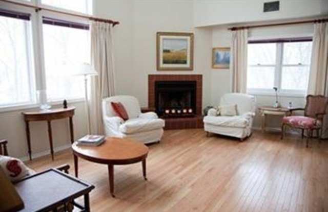 1906 Hockley Dr Gallery 4