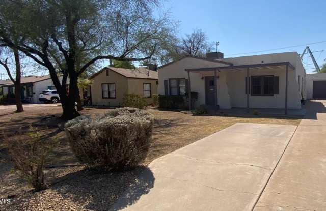 1714 N 17th Ave photos photos