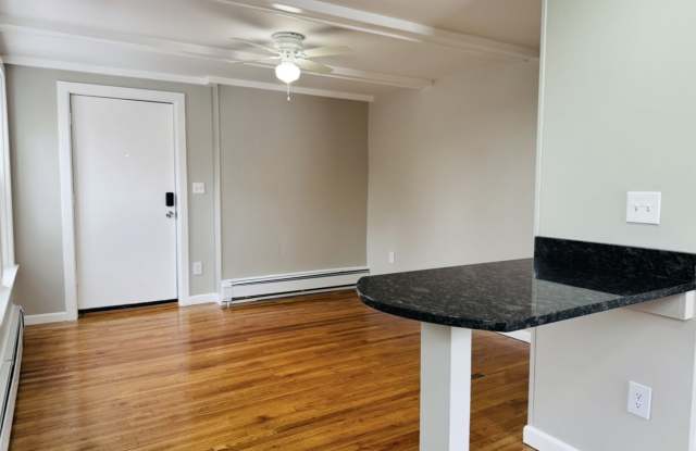 99 Boston Post Rd Gallery 4