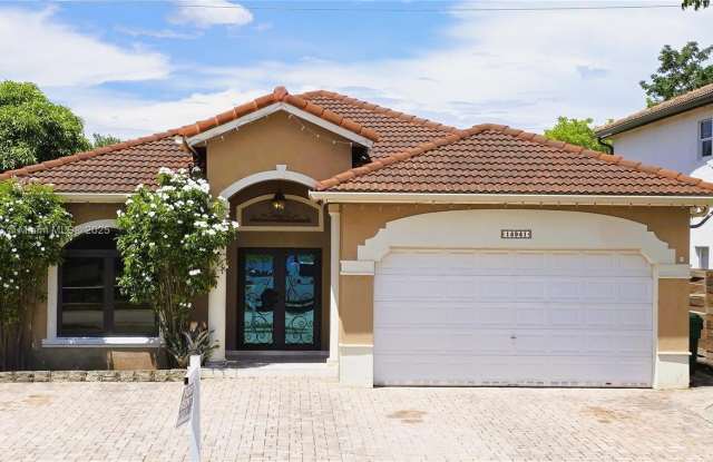 14941 SW 26th Ter photos photos