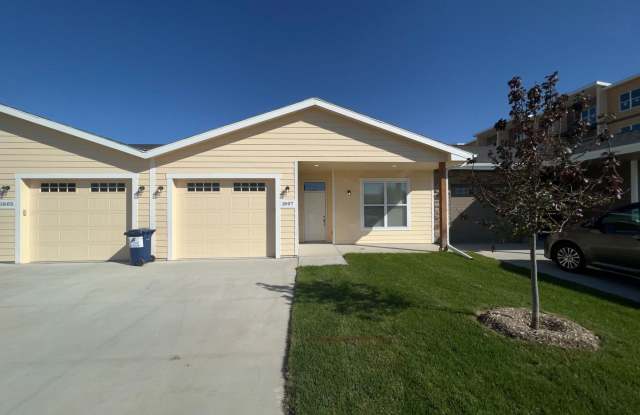 1803 Hillcrest Drive photos photos