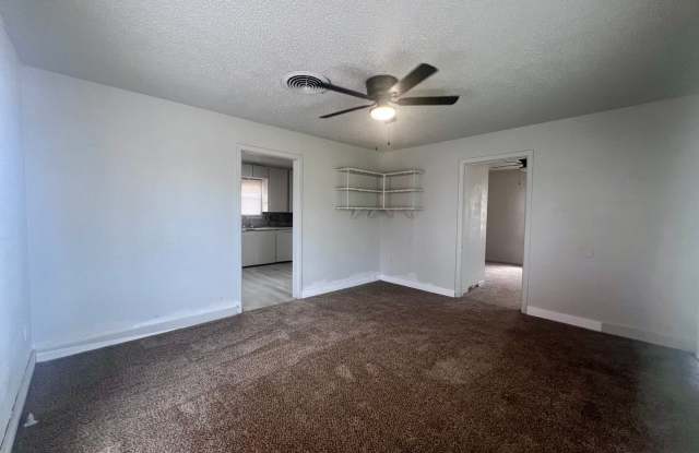Cozy 1 Bedroom Home Gallery 3