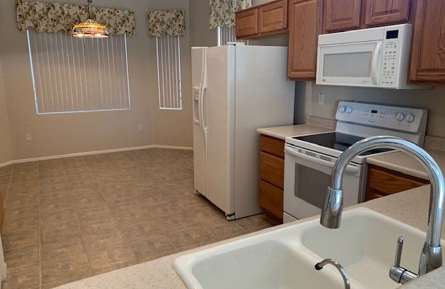19352 N Vista Montana Court - 19352 North Vista Montana Court, Surprise, AZ 85387