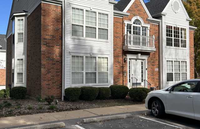 301 Clayton Crossing Place - 301 Clayton Crossing Place, Ellisville, MO 63011