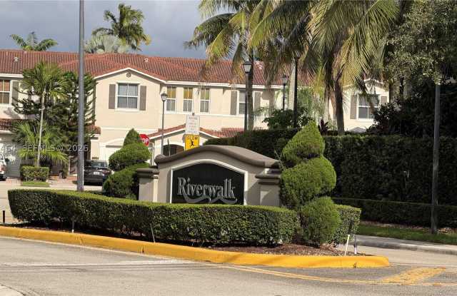 200 Riverwalk Cir Gallery 2