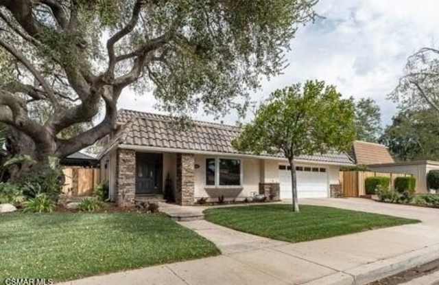 1584 Covington Avenue photos photos
