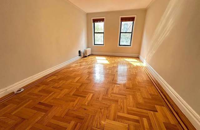 2095 Grand Concourse Gallery 2