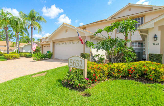 ** 3/2 GOLF TRANSFER TO THE STRAND UNIT AVAILABLE ** GATED BEAUTIFUL REMODELED UNIT **LAKE AND FOUNTAIN VIEW ** photos photos