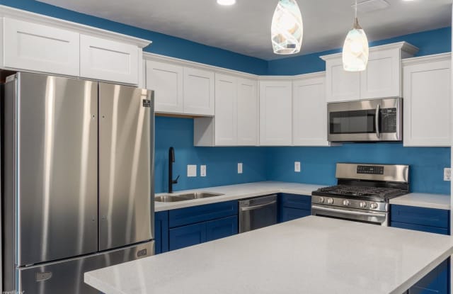 3545 E Cheery Lynn Rd - 3545 East Cheery Lynn Road, Phoenix, AZ 85018