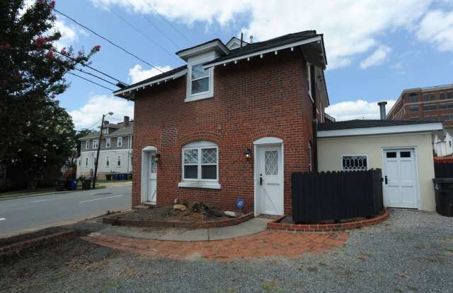 ***Furnished***Charming Historical Home for Lease in Downtown Winston-Salem Gallery 3
