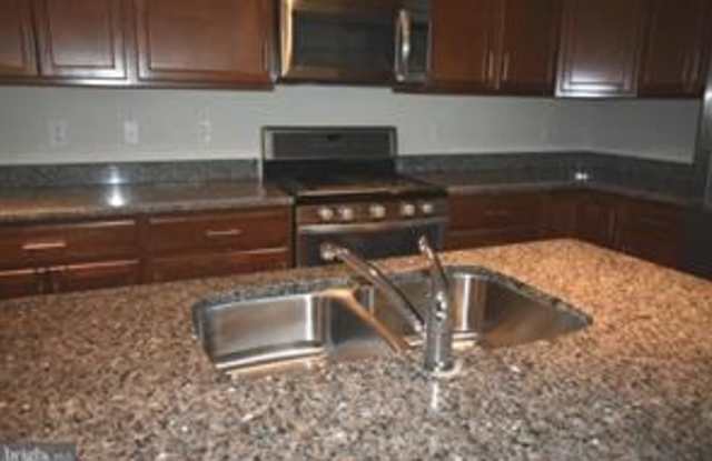 2992 Rittenhouse Circle Gallery 3
