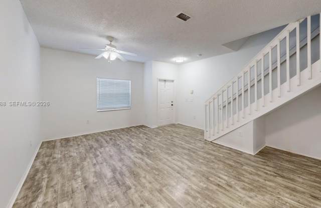 2237 SE 23rd Ave photos photos