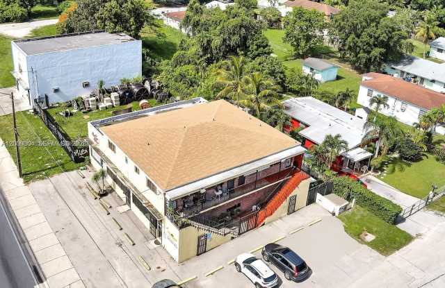 4840 NW 27th Ave photos photos