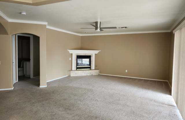 6652 W ROSE GARDEN Lane Gallery 4