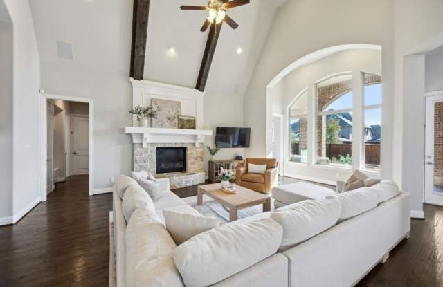 4571 Acacia Parkway Gallery 4