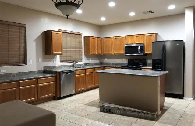 1364 E Walnut Rd - 1364 East Walnut Road, Gilbert, AZ 85298