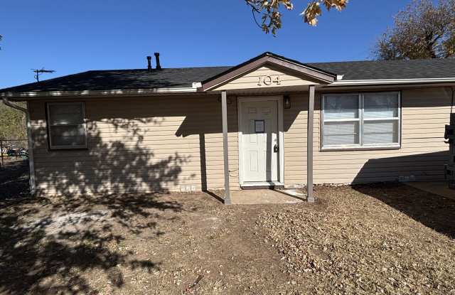 104 Gatewood Drive photos photos