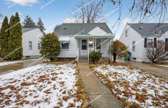 Charming Renovated 3-Bedroom Home for Rent in Eastpointe! photos photos