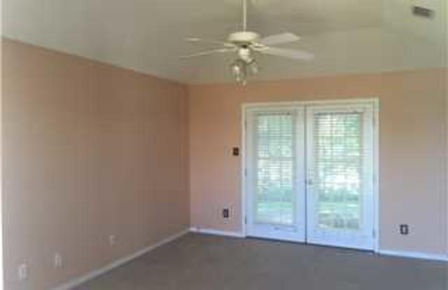 8423 Oak Pointe Ct Gallery 3