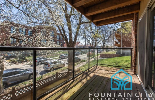 4618 Holly Street - 1Suite 3 - 4618 Holly Street, Kansas City, MO 64112