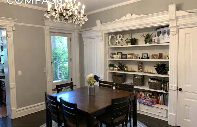 556 Putnam Avenue Gallery 2