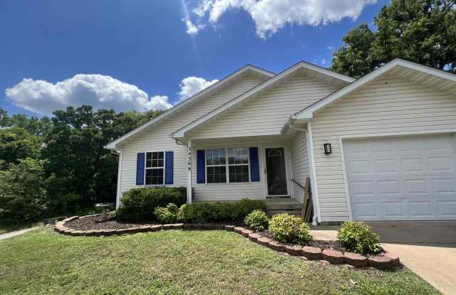 COMING SOON: BEAUTIFUL 3 BEDROOM / 2 BATHROOM HOUSE WITH FENCED IN YARD, PORCH, AND SHED LOCATED CLOSE TO FREEMAN WEST HOSPITAL!! photos photos