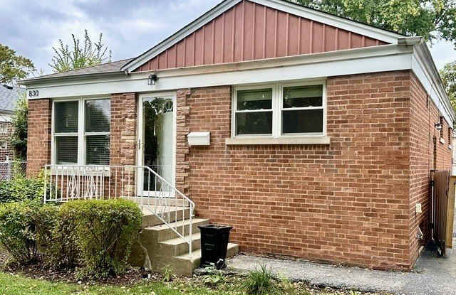 830 S La Grange Road - 830 LaGrange Road, La Grange, IL 60525