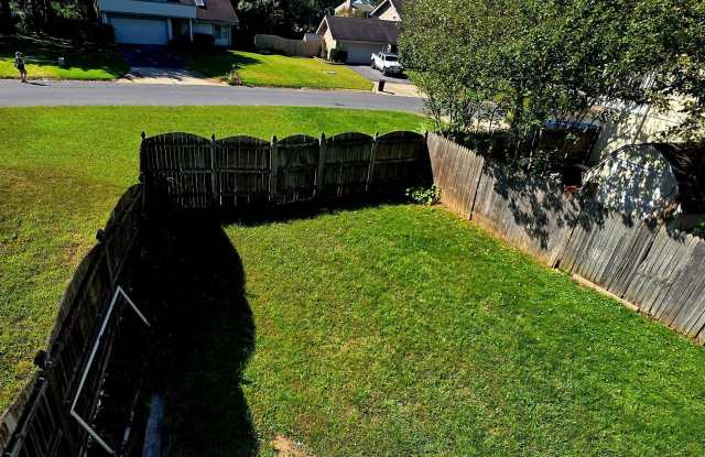 18900 GLENDOWER Road Gallery 4