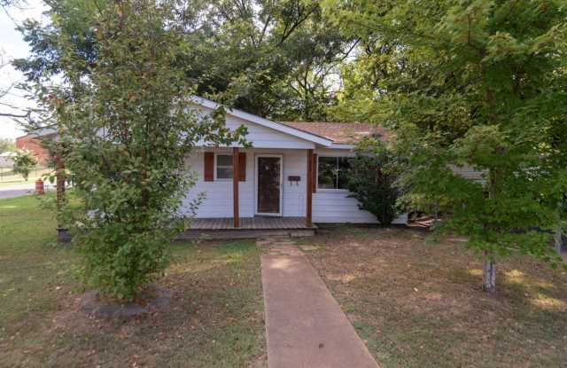 610 N Fir Searcy photos photos