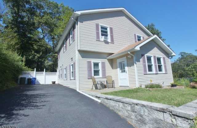 23 Iowa Ave photos photos