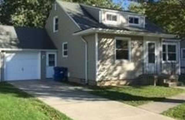 3301 Mckinley Parkway - 3301 McKinley Parkway, Erie County, NY 14219